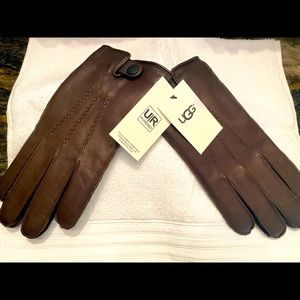 Ugh Men’s Metisse Leather Fur Touchscreen Gloves